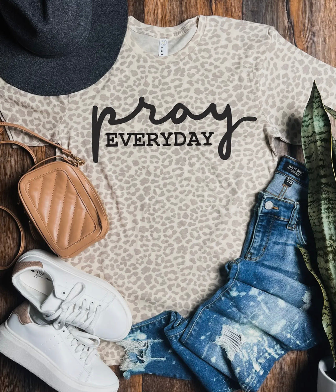 Pray Everday Leopard Tee
