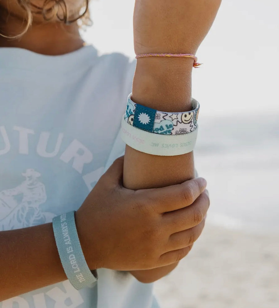 Elevated Faith Kids Reservable Wristband Pack