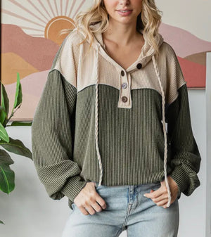 Lynn Olive Ribbed Hooded Top