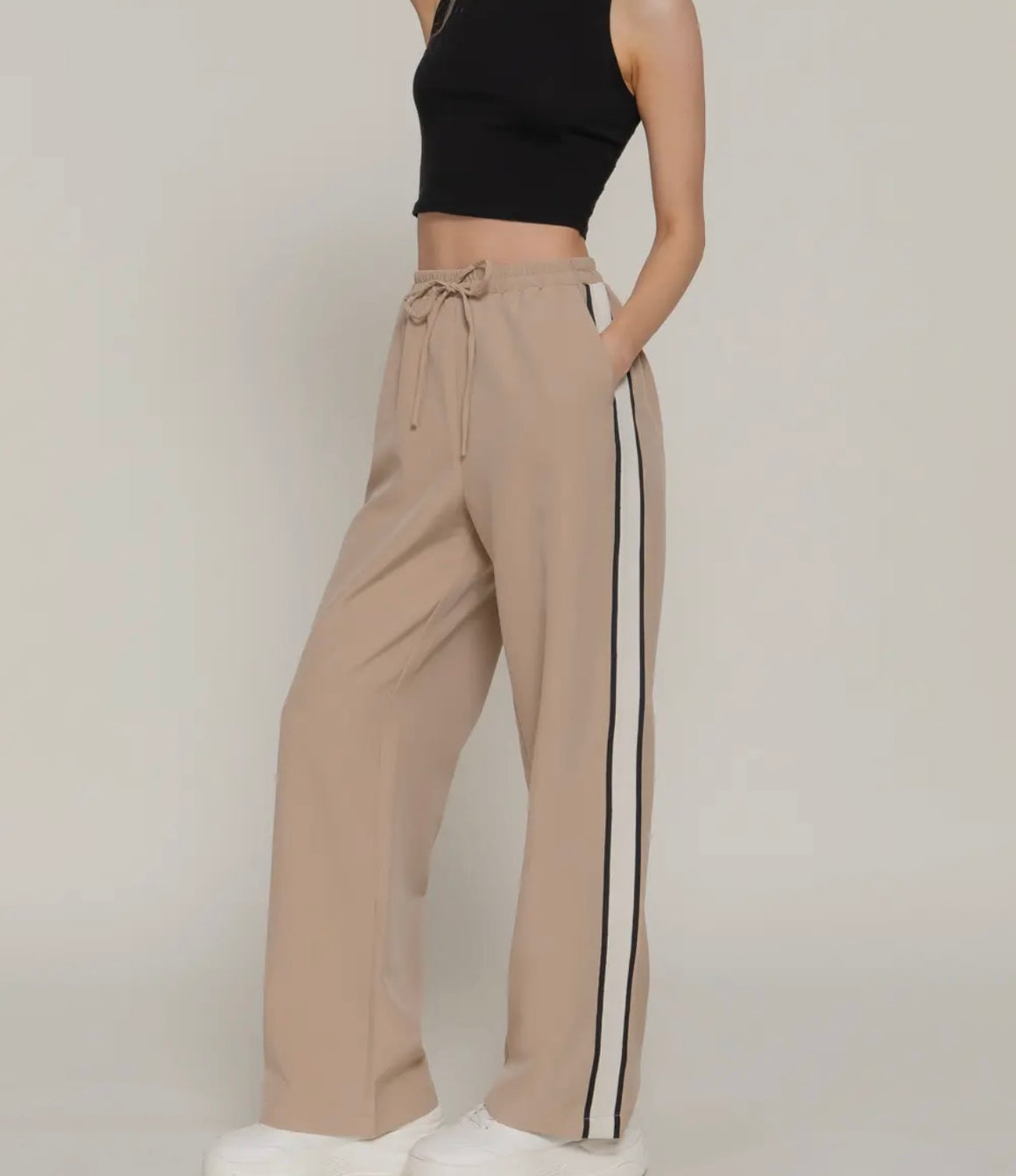 Well Dressed Woman Side Stripe Pant (2 Colors)