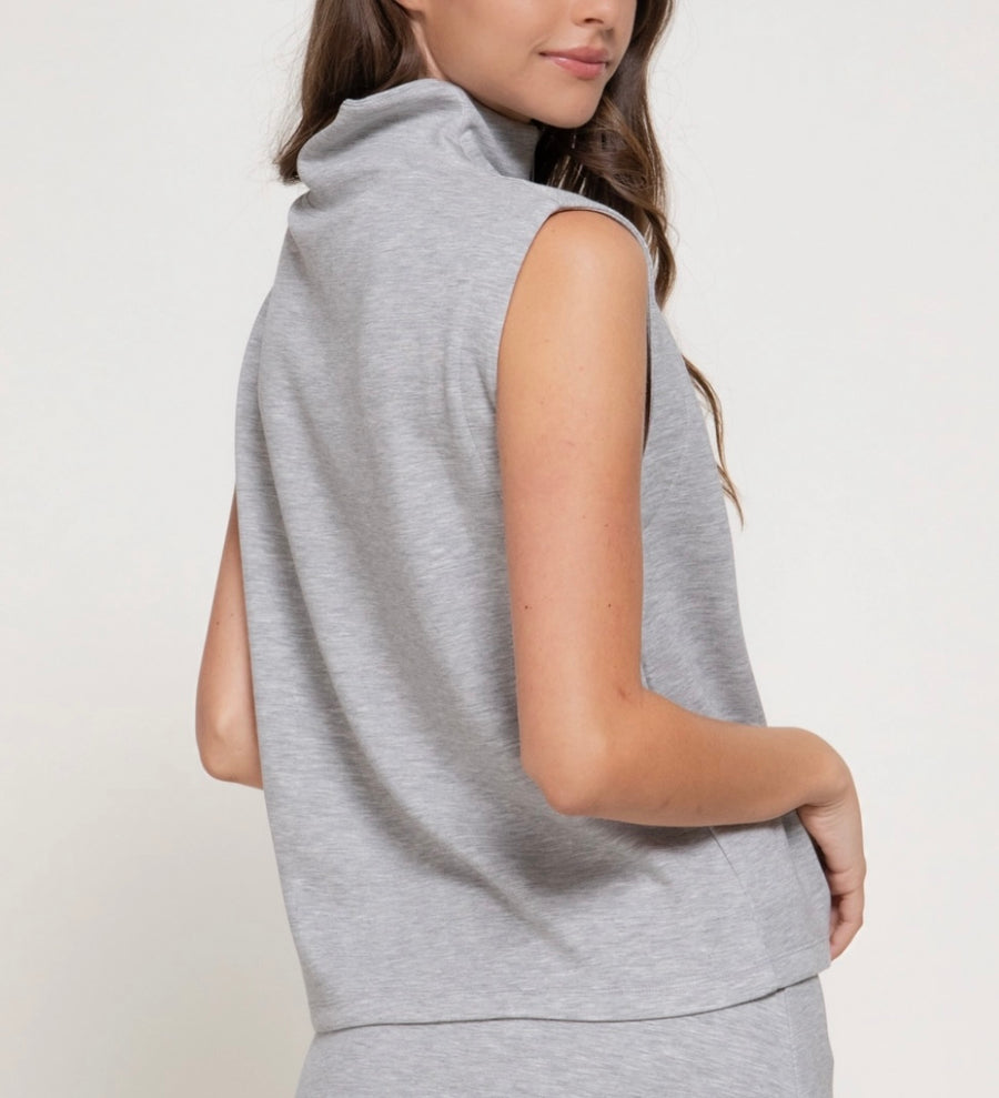 Rose Soft Scuba Sleeveless Zipper Detail Top