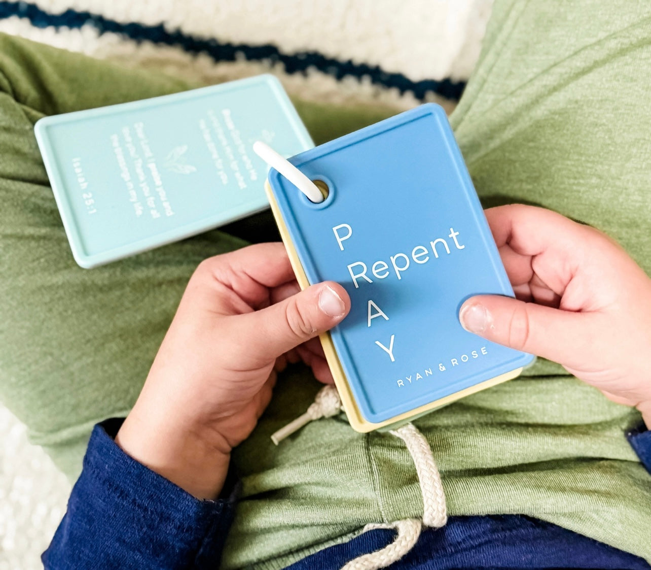 Pray Flash Cards (2 Options)