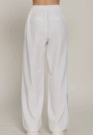 Well Dressed Woman Side Stripe Pant (2 Colors)