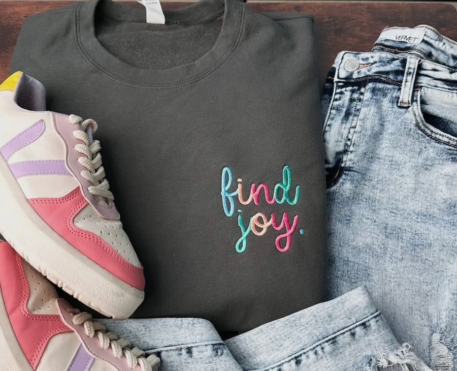 Find Joy Embroidered Crewneck