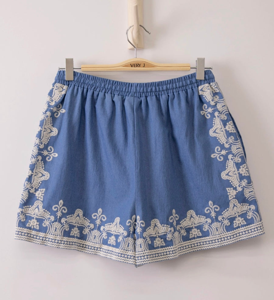 Lakeyn Chambray Embroidered Short